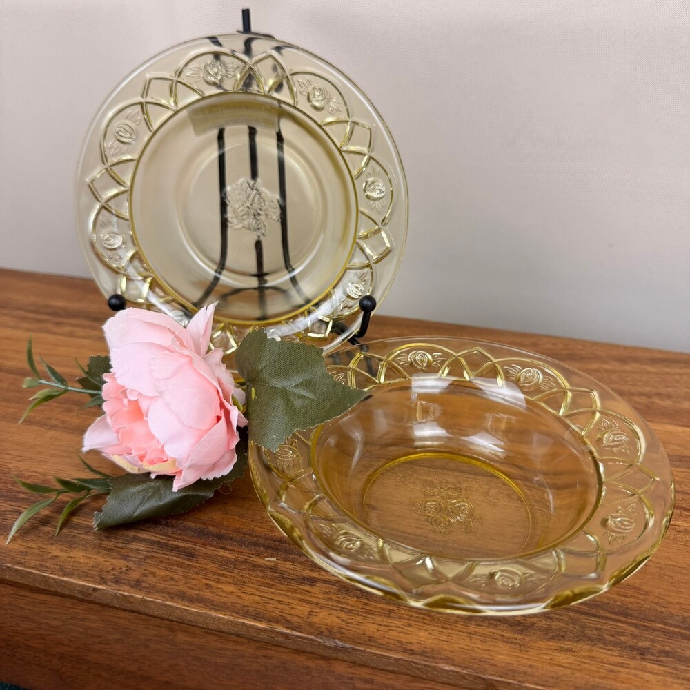 Federal Glass Rosemary Dutch Rose Amber Yellow Depression 5.25" Bowls Set of 2